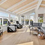 Annegret - 200m From The Sea By Interhome
