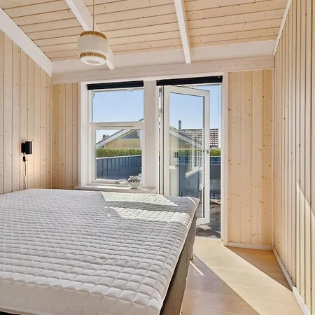 Annegret - 200m From The Sea By Interhome *