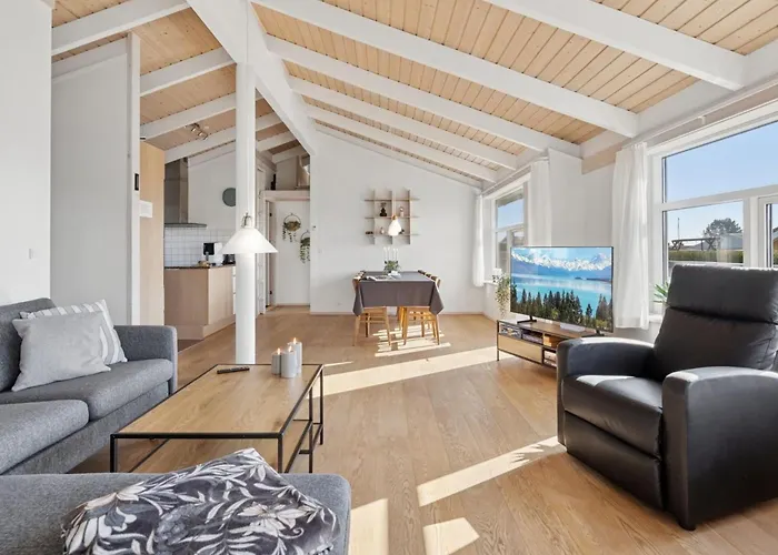 Annegret - 200m From The Sea By Interhome *